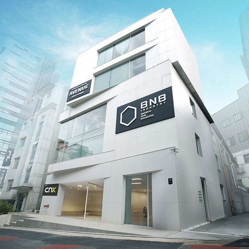 BNB AVENUE CENTER · BNB HIGHTEEN CENTER · BNB CNX