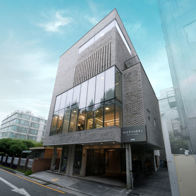 BAEWOOHWA STUDIO